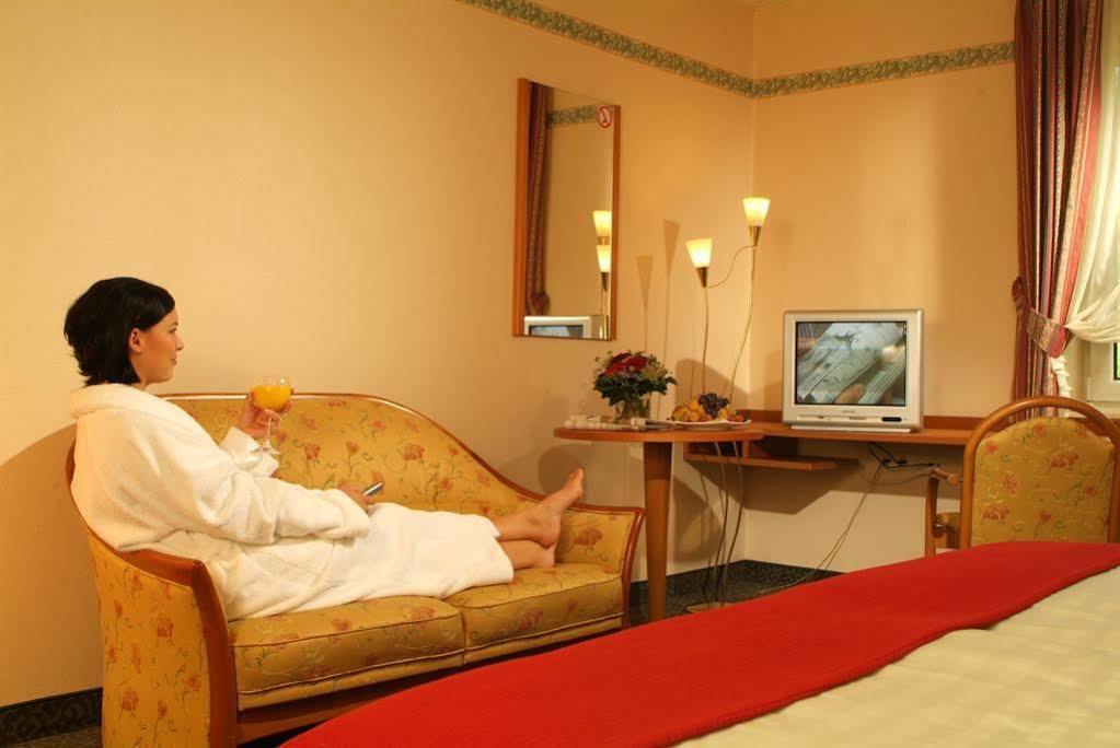 Nordwest-Hotel Amsterdam Bad Zwischenahn Ngoại thất bức ảnh